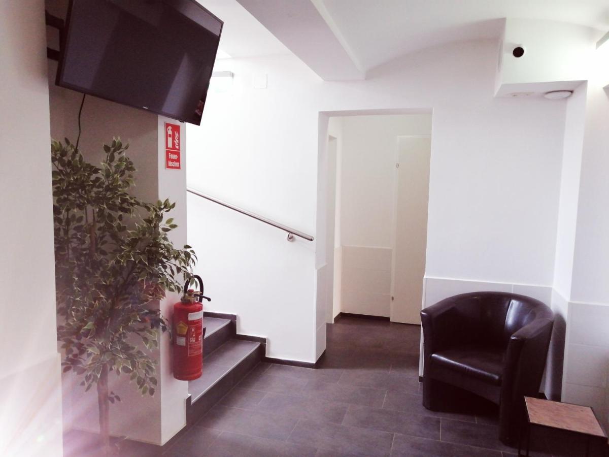 Motel Graz Ost מראה חיצוני תמונה